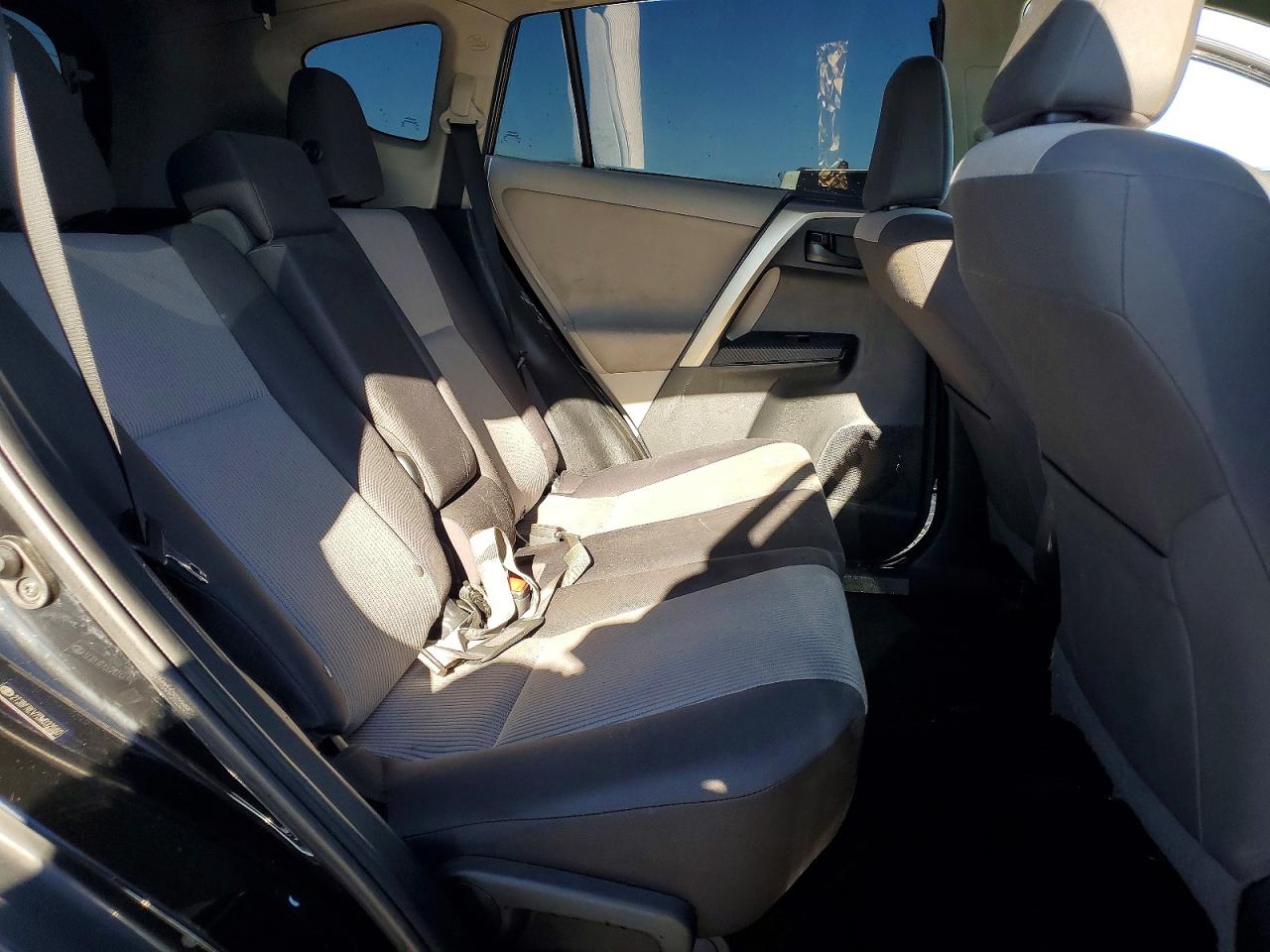 2013 TOYOTA RAV4 LE photo 11
