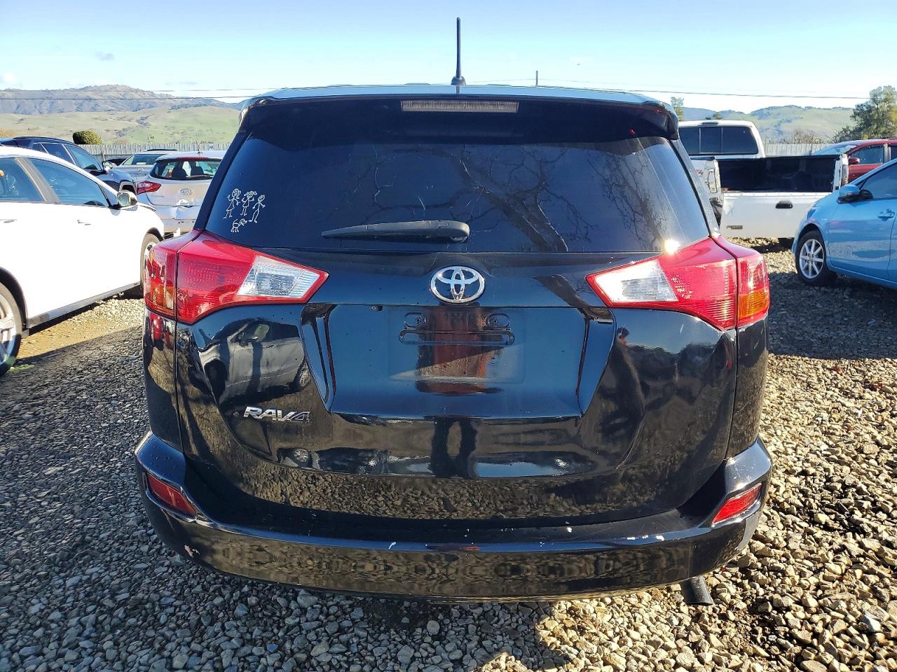 2013 TOYOTA RAV4 LE photo 6