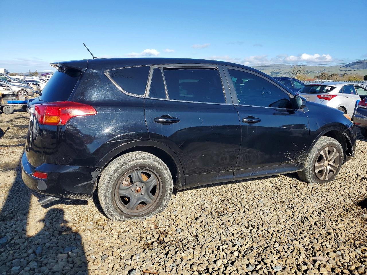 2013 TOYOTA RAV4 LE photo 3