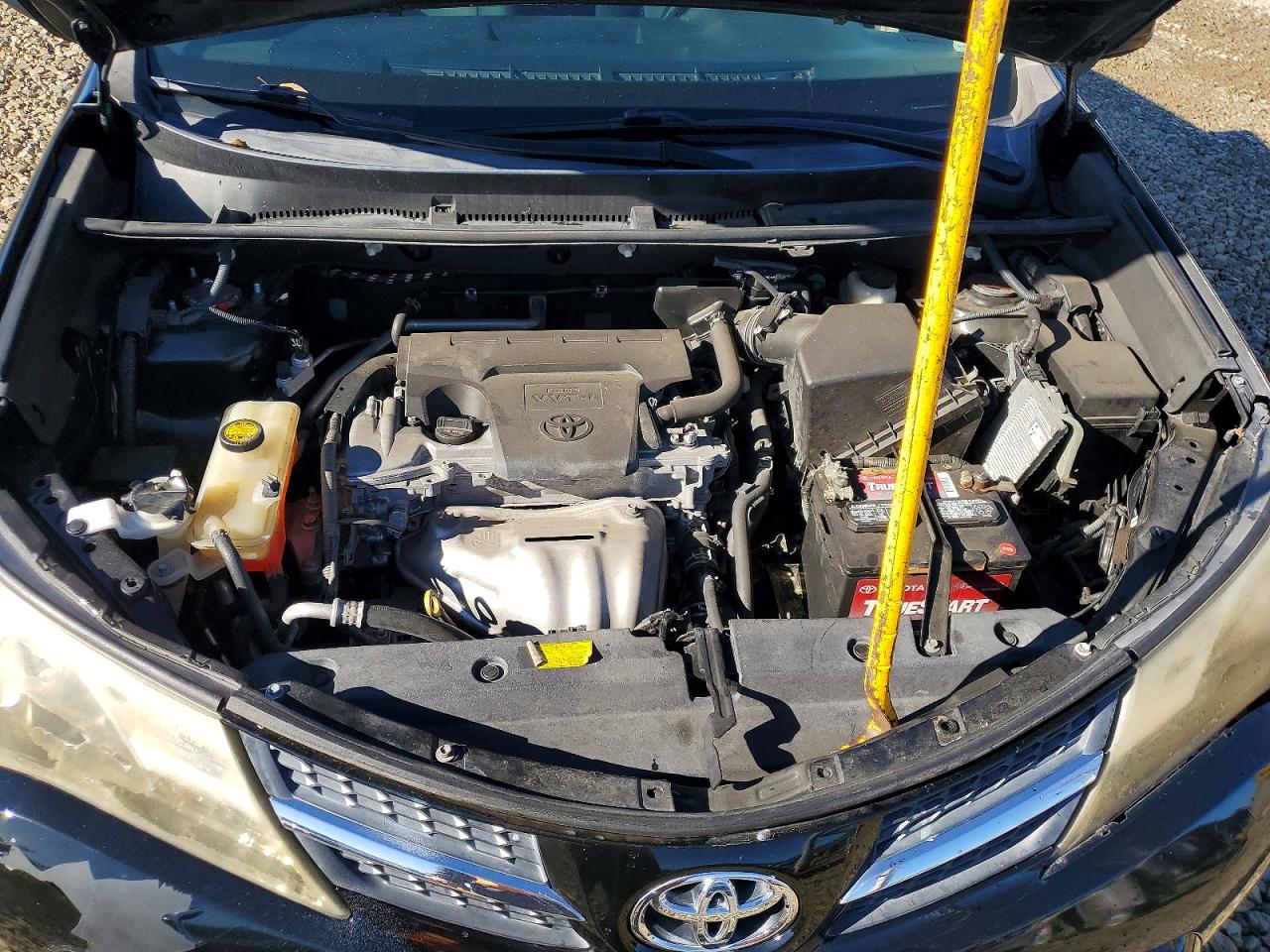 2013 TOYOTA RAV4 LE photo 12