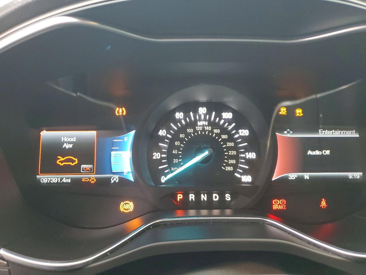2017 FORD FUSION SE photo 9
