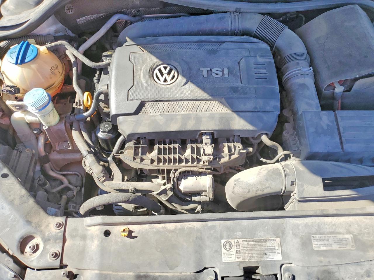 2016 VOLKSWAGEN JETTA SEL photo 11