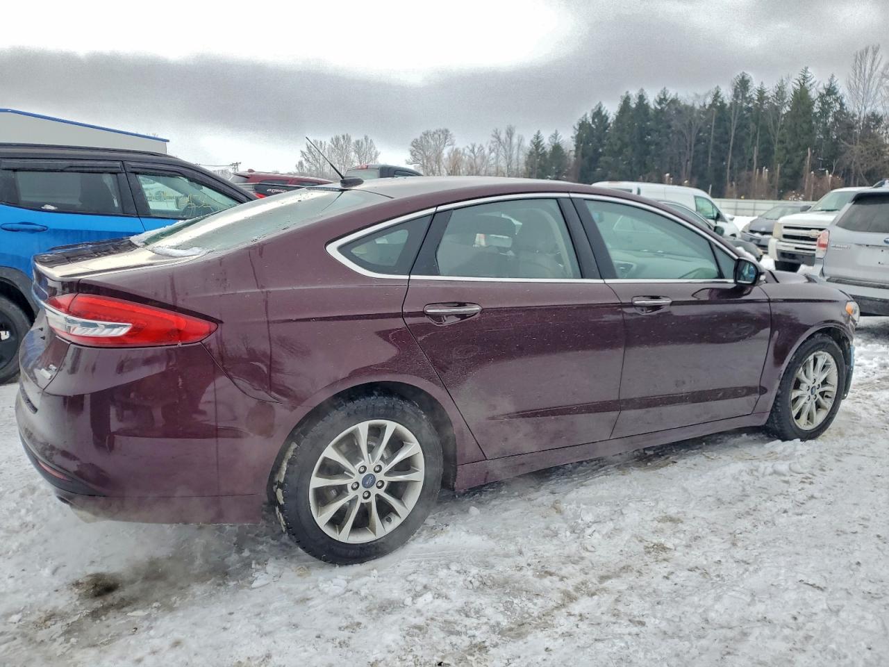 2017 FORD FUSION SE photo 3