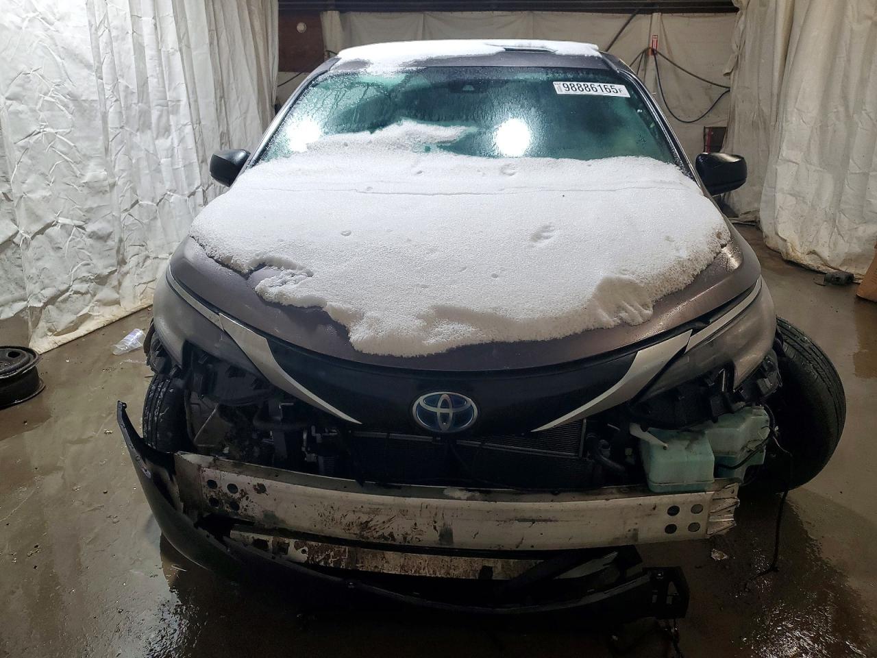 2022 TOYOTA SIENNA XSE photo 5