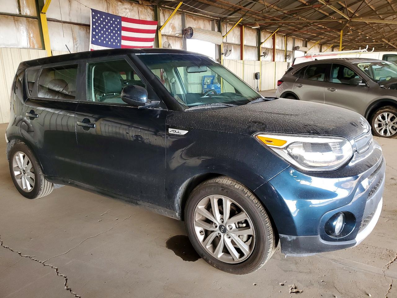 2017 KIA SOUL + photo 4