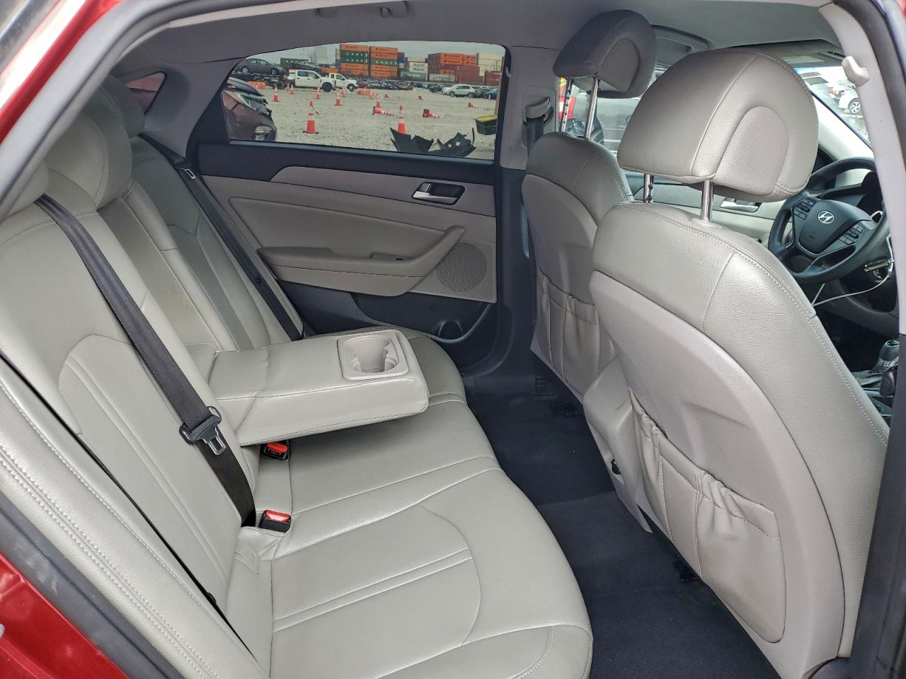 2015 HYUNDAI SONATA SE photo 19
