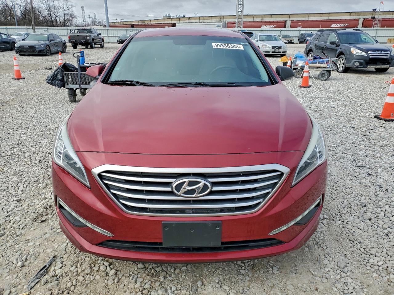 2015 HYUNDAI SONATA SE photo 9
