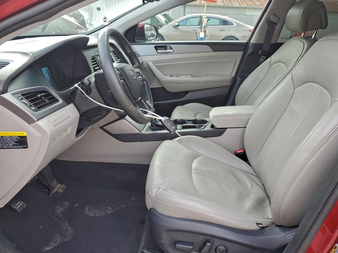 2015 HYUNDAI SONATA SE photo 13