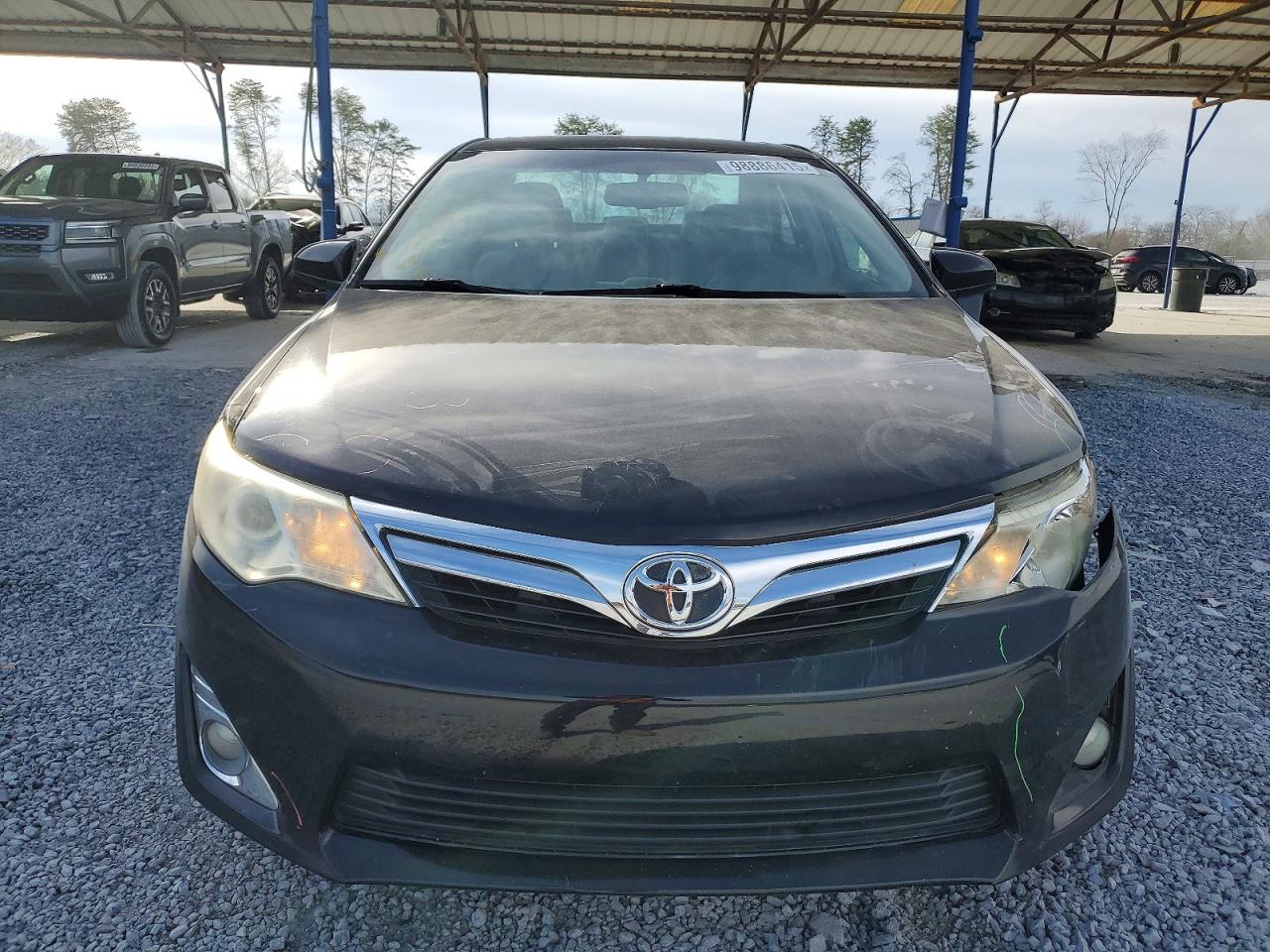 2013 TOYOTA CAMRY SE photo 5