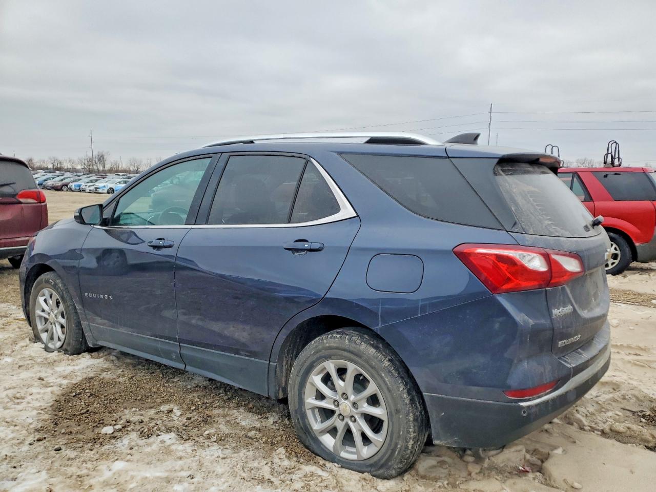2019 CHEVROLET EQUINOX LT photo 4