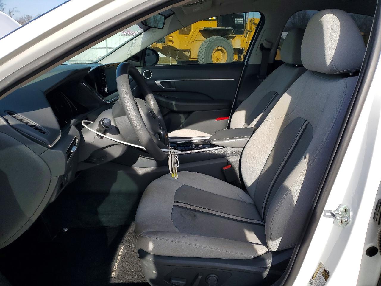 2020 HYUNDAI SONATA SEL photo 7