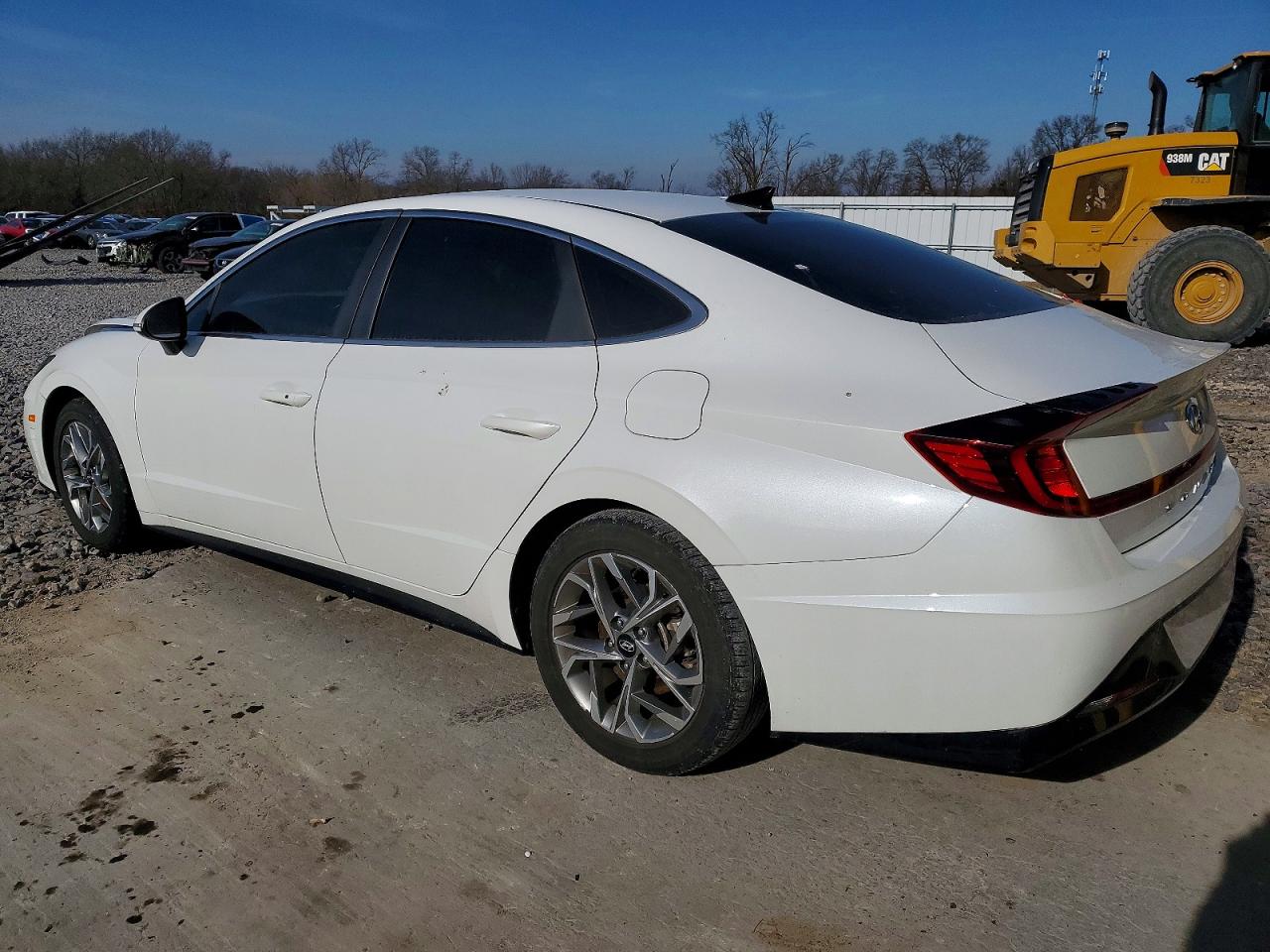 2020 HYUNDAI SONATA SEL photo 2