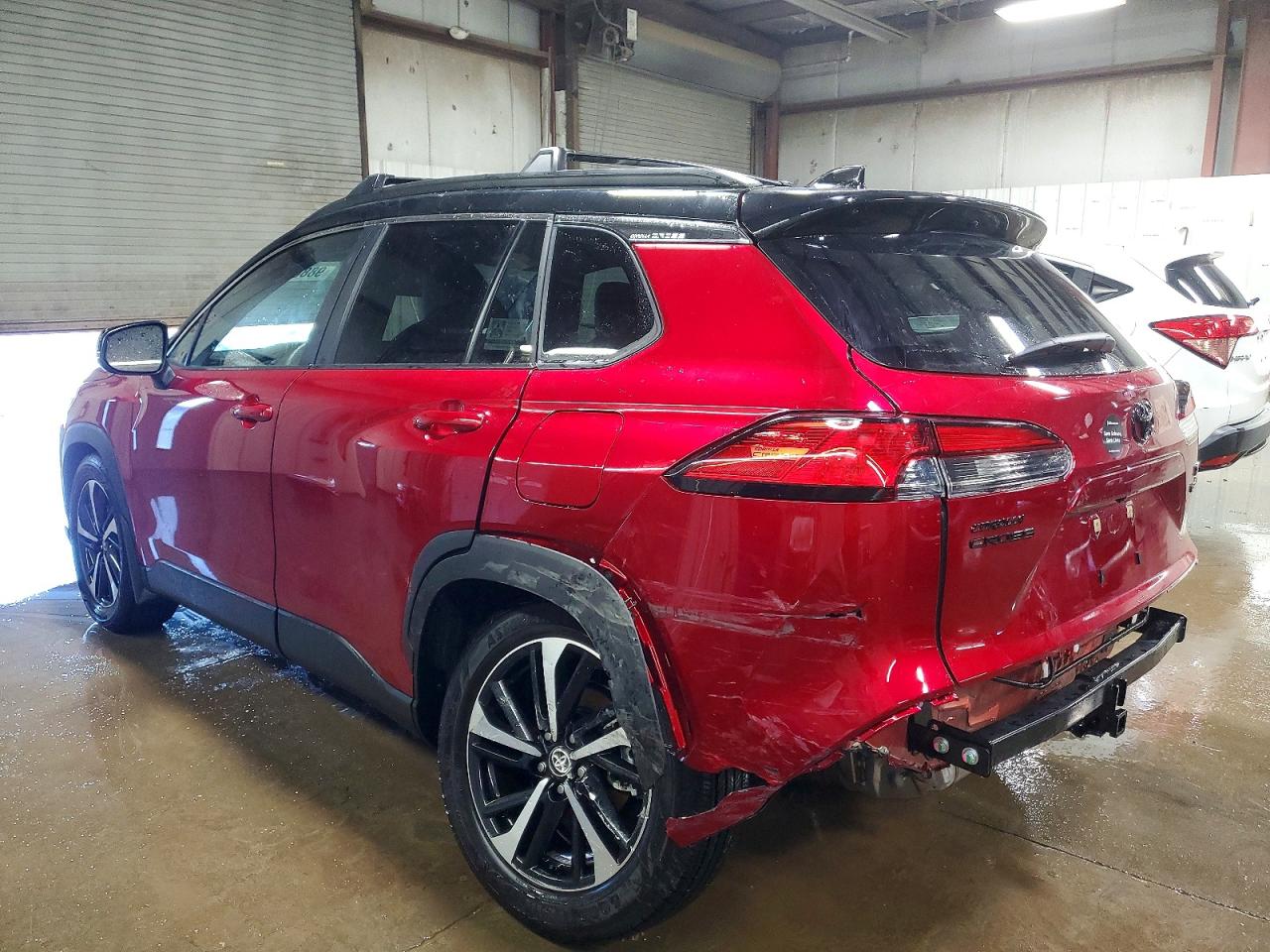 2025 TOYOTA COROLLA CROSS SE photo 2
