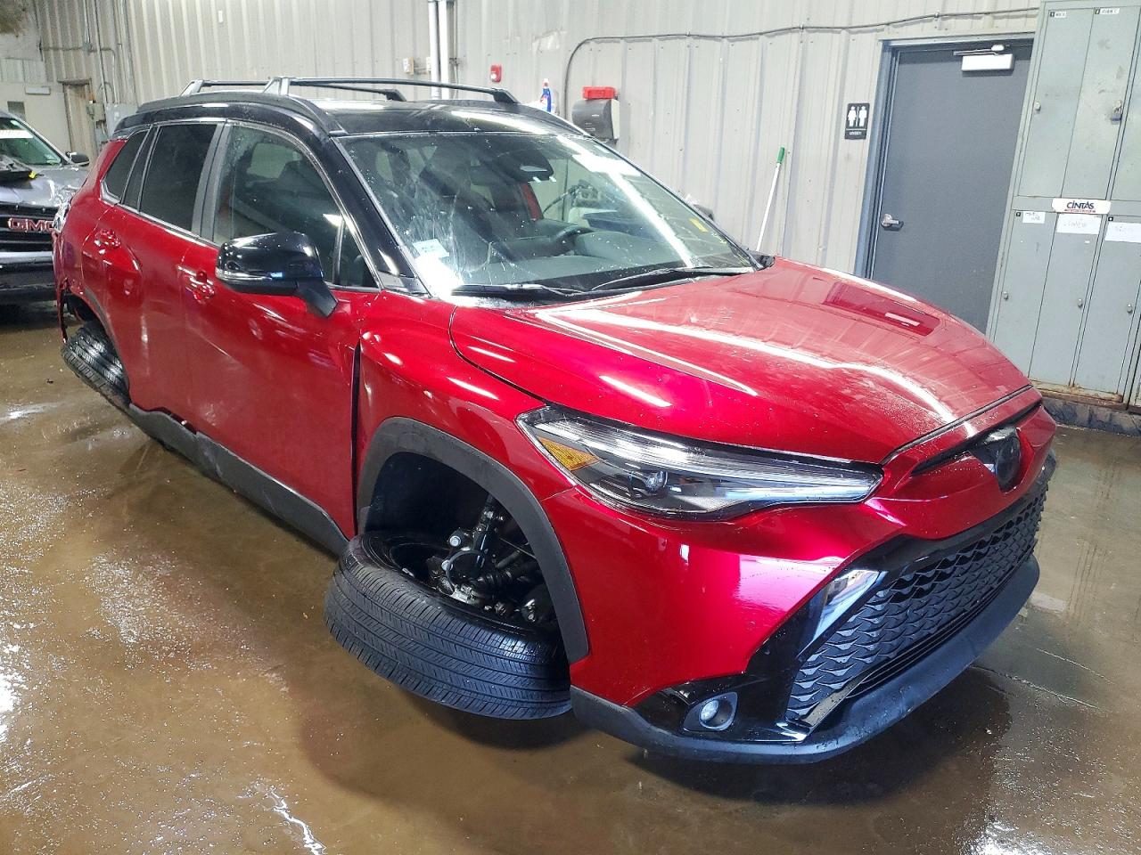 2025 TOYOTA COROLLA CROSS SE photo 4
