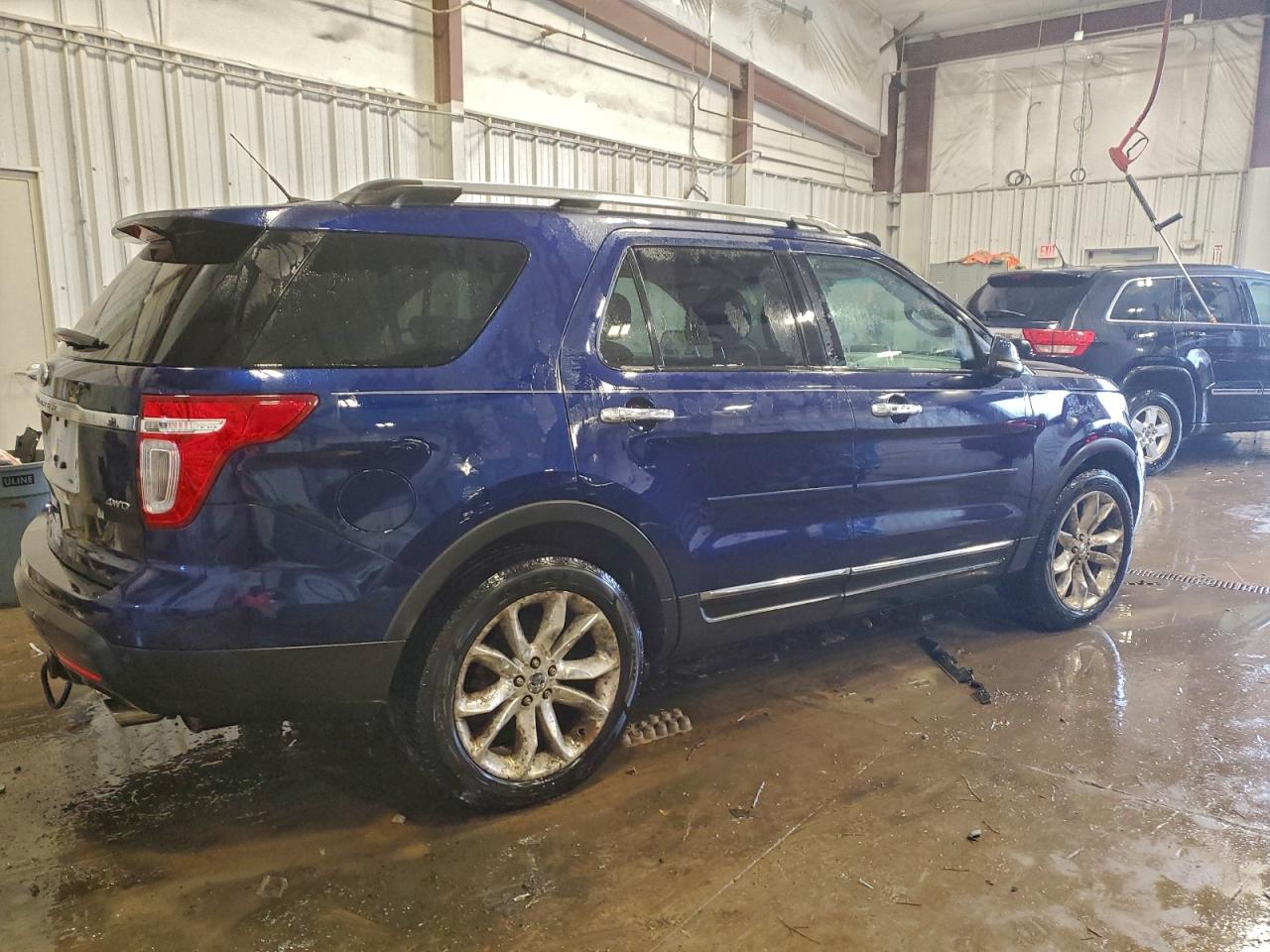 2011 FORD EXPLORER LIMITED photo 3