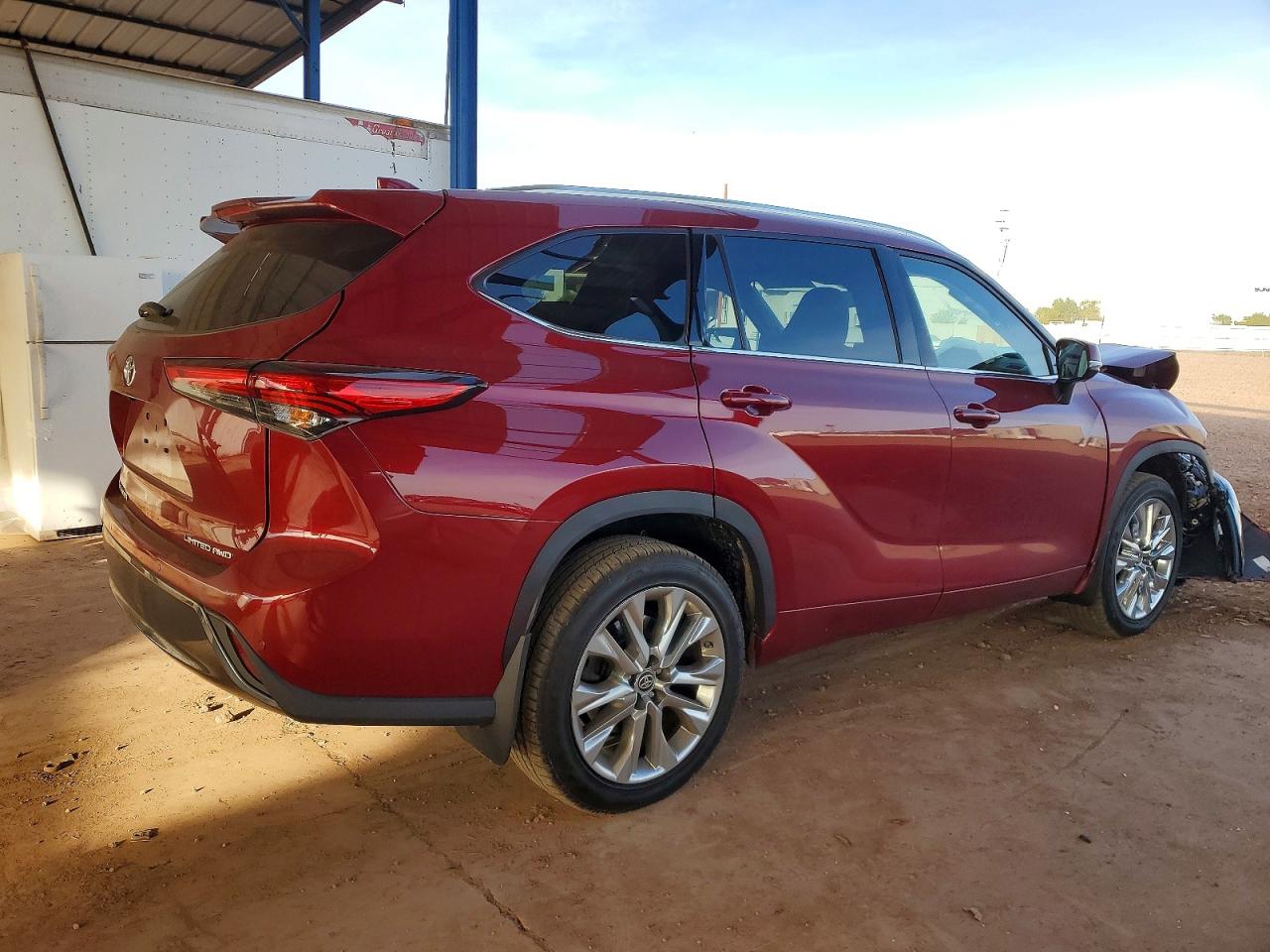 2021 TOYOTA HIGHLANDER LIMITED photo 3