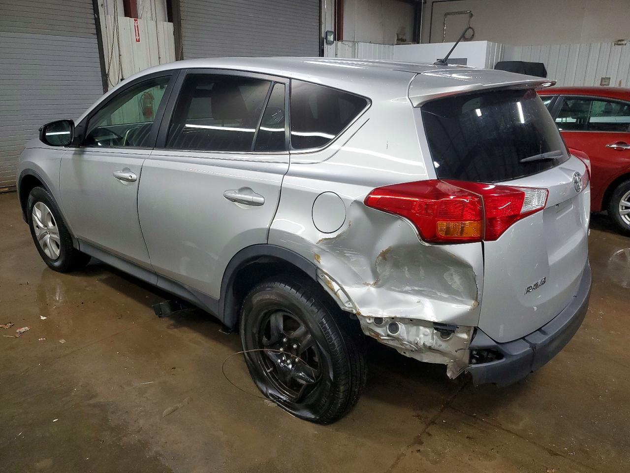 2014 TOYOTA RAV4 LE photo 2