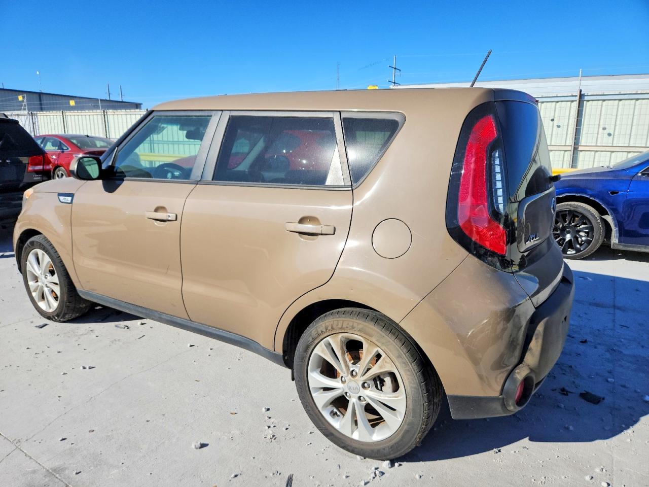2015 KIA SOUL + photo 2