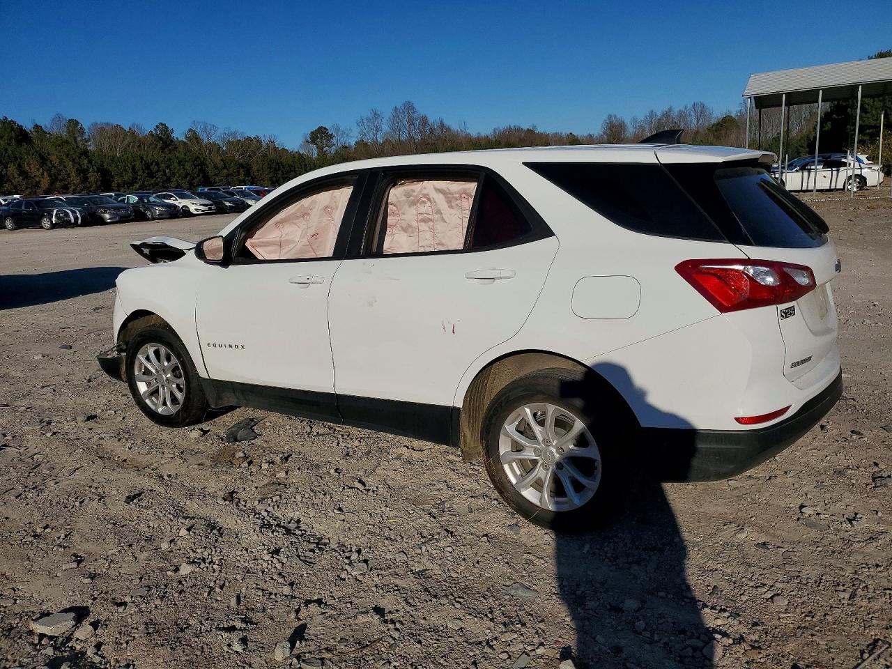 2020 CHEVROLET EQUINOX LS photo 2
