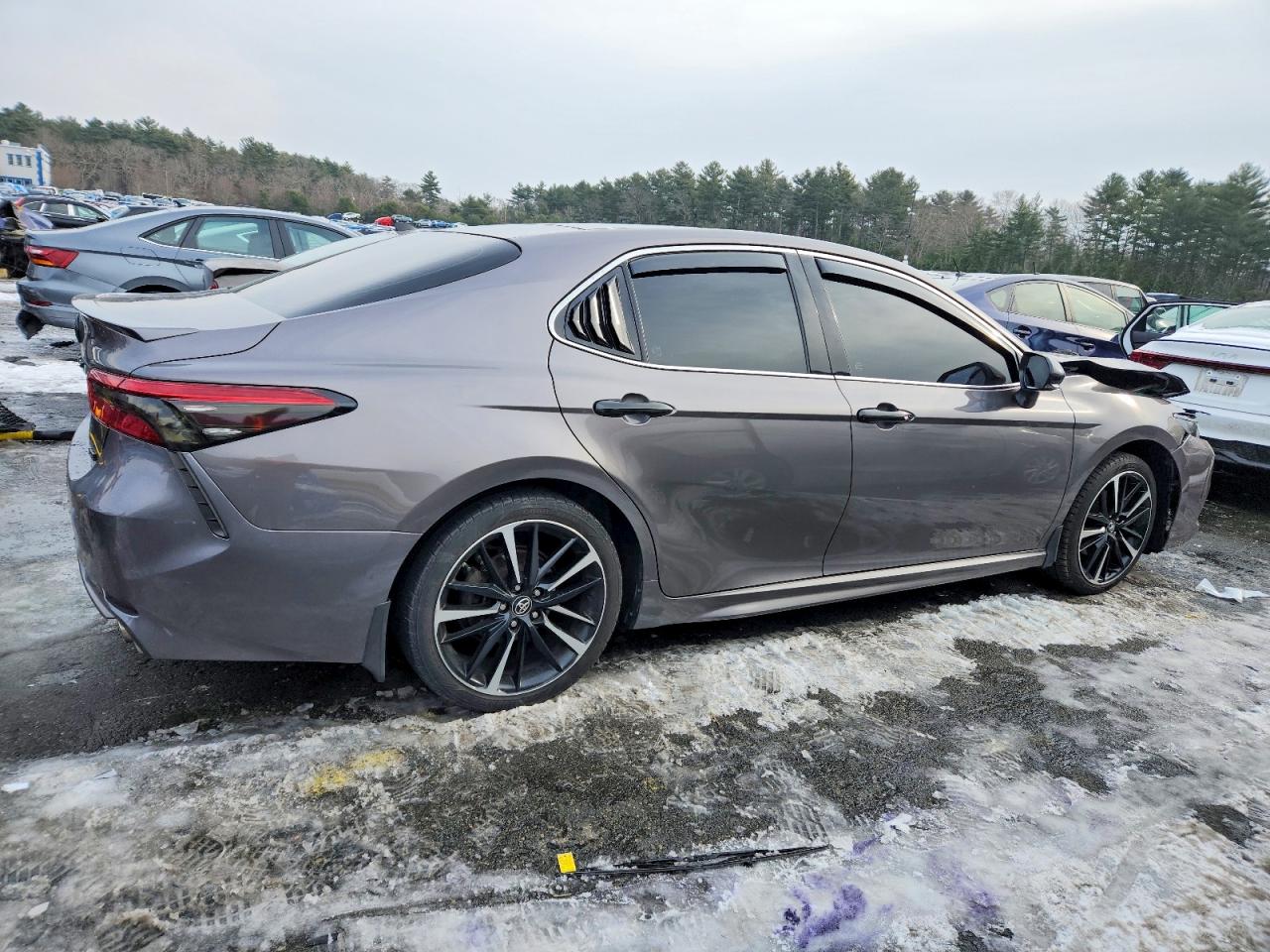 2018 TOYOTA CAMRY XSE photo 5
