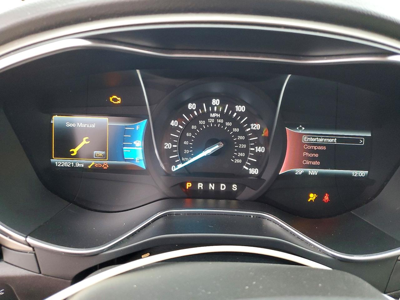 2016 FORD FUSION SE photo 9