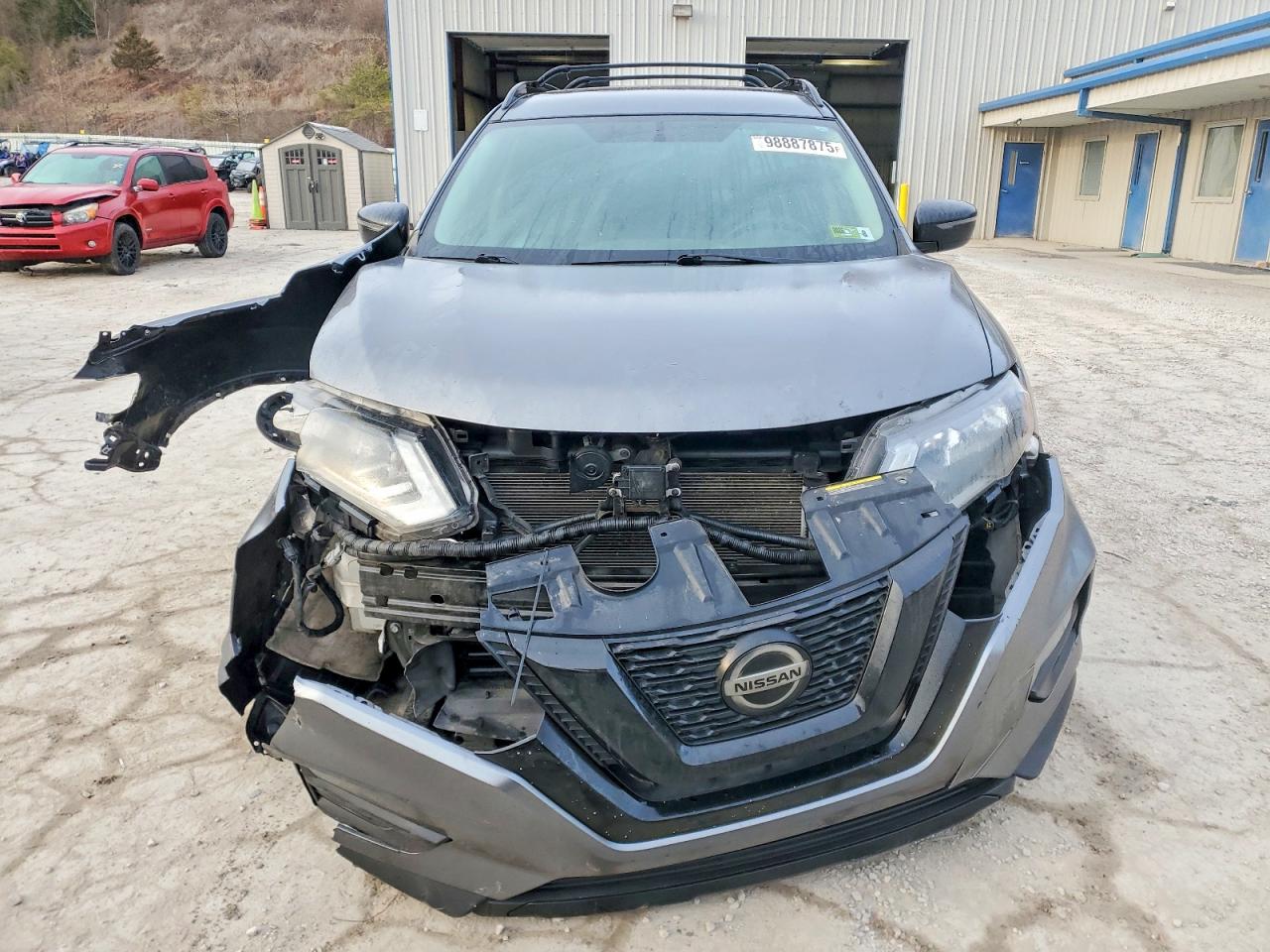 2018 NISSAN ROGUE S photo 5
