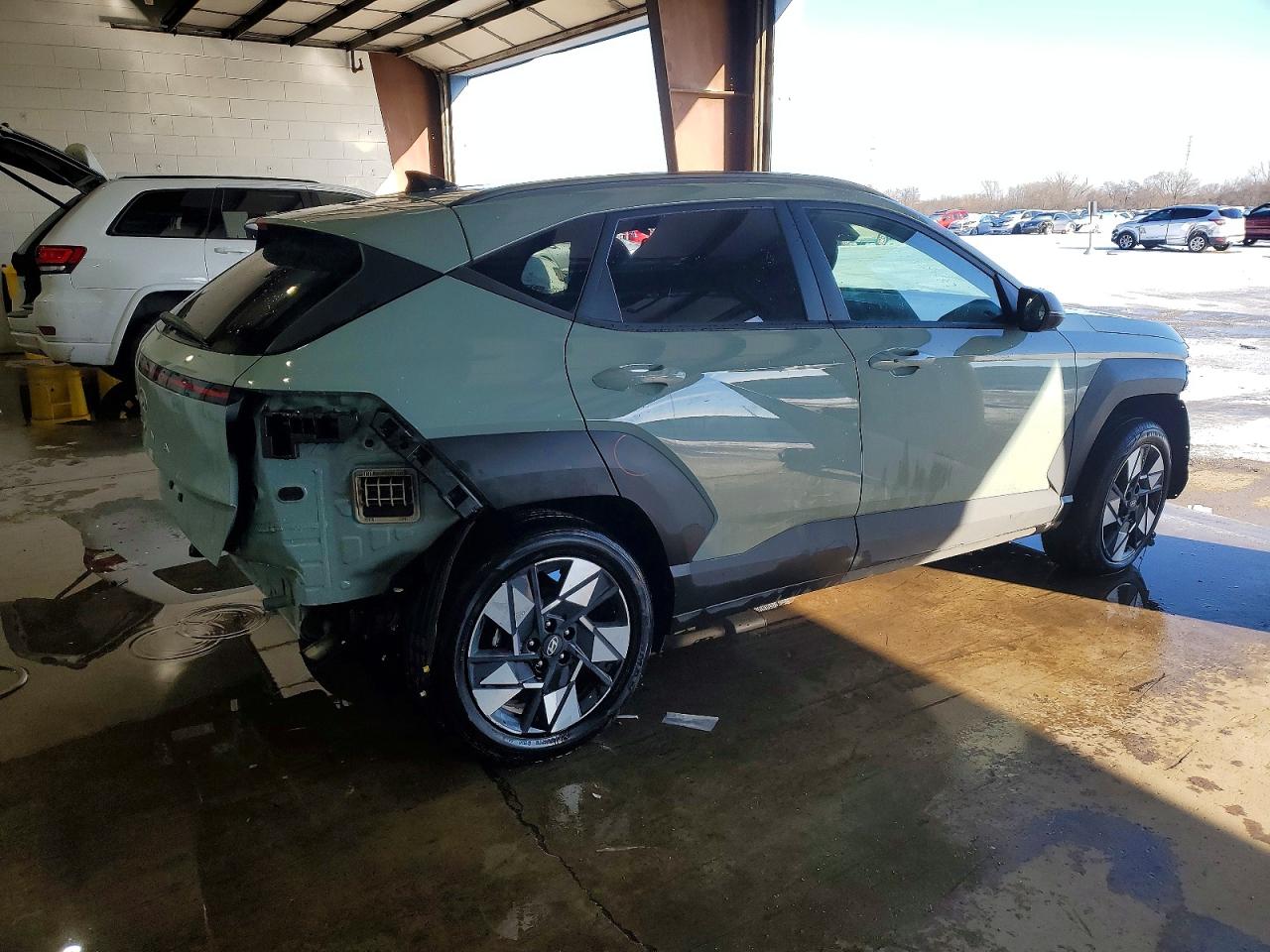 2025 HYUNDAI KONA SEL photo 3