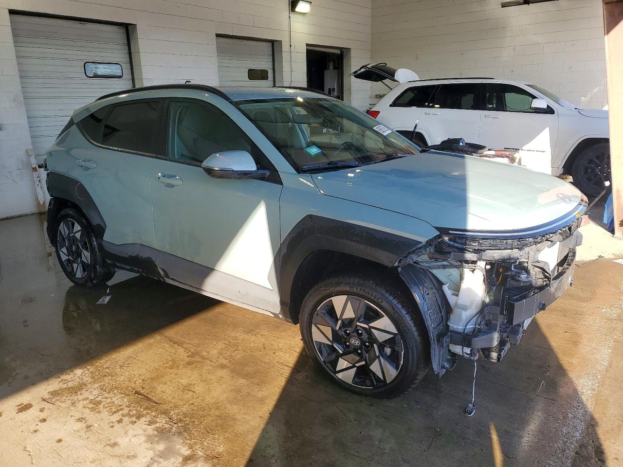 2025 HYUNDAI KONA SEL photo 4
