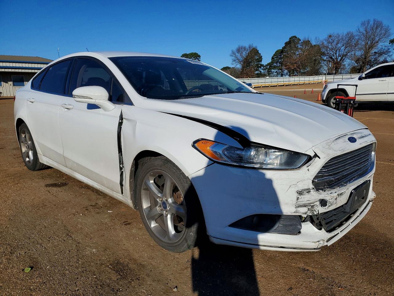 2014 FORD FUSION SE photo 4