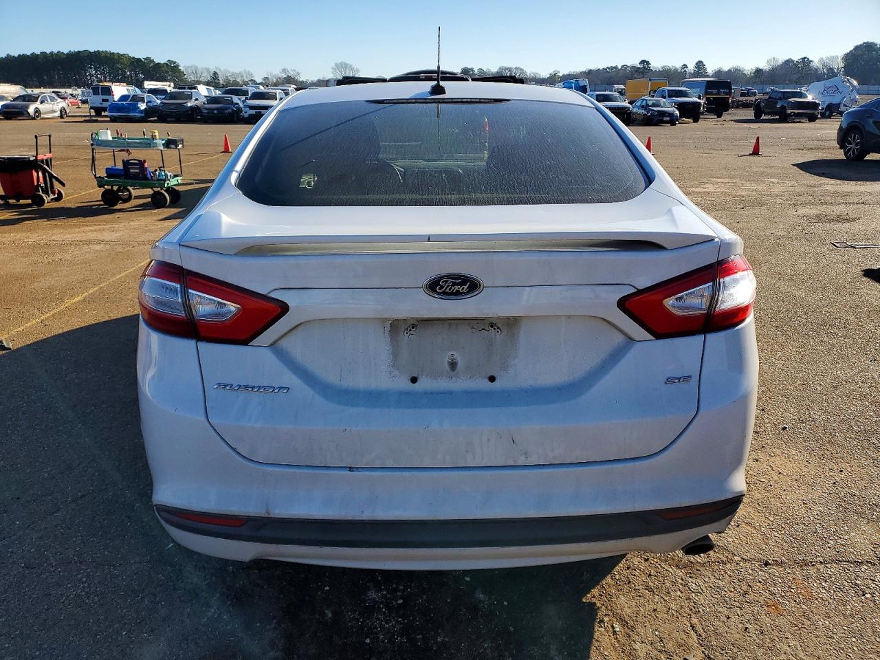2014 FORD FUSION SE photo 6