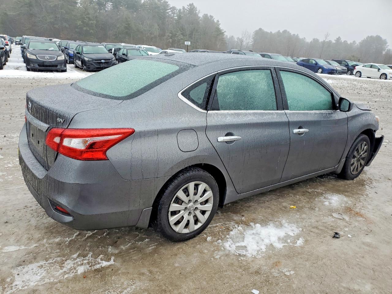 2016 NISSAN SENTRA S photo 3