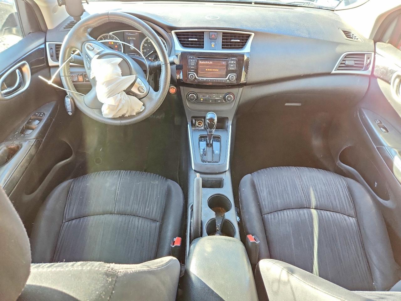 2016 NISSAN SENTRA S photo 8