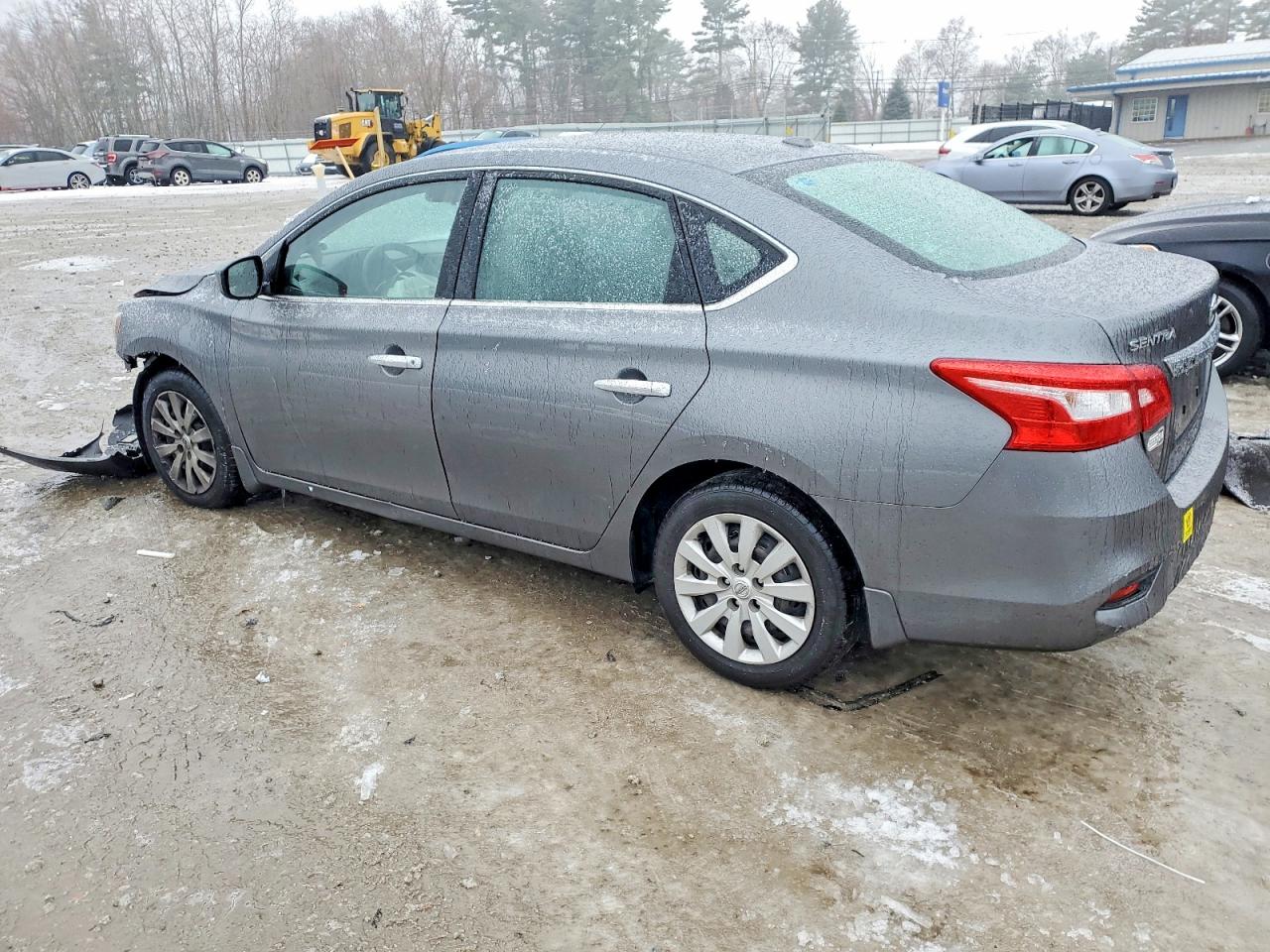 2016 NISSAN SENTRA S photo 2
