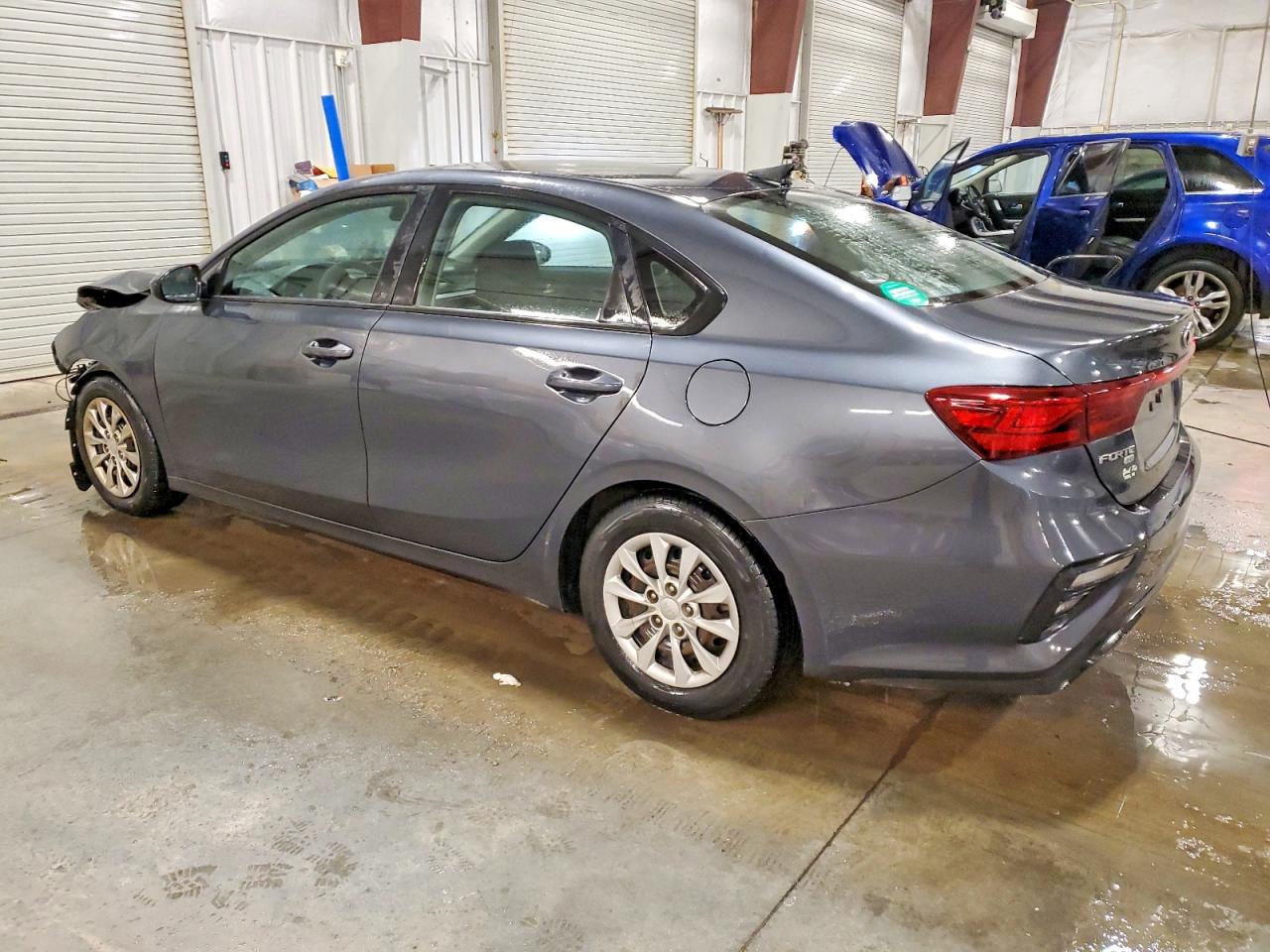2020 KIA FORTE FE photo 2