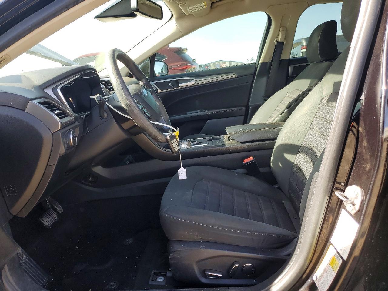 2020 FORD FUSION SE photo 13