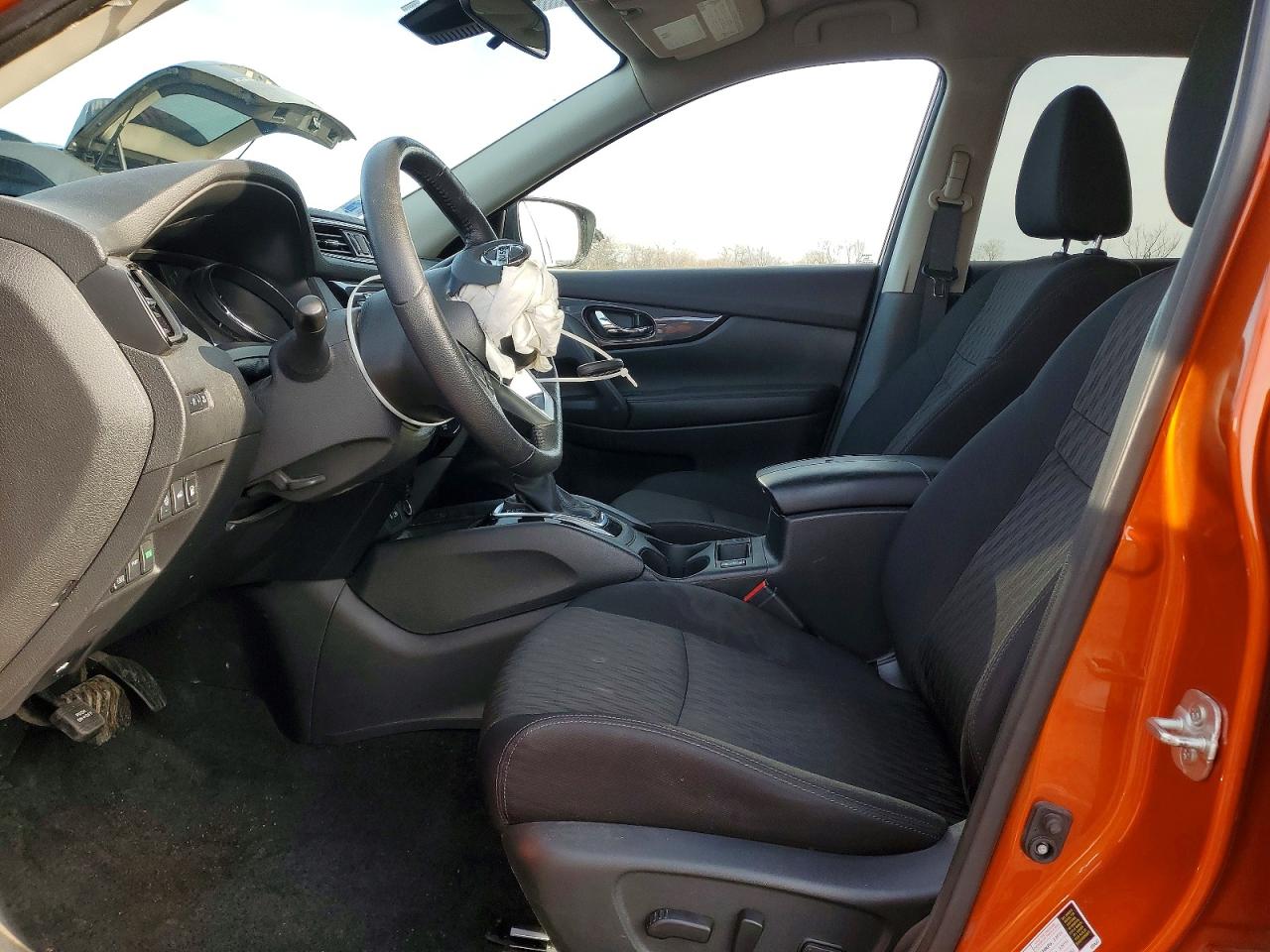 2019 NISSAN ROGUE S photo 7
