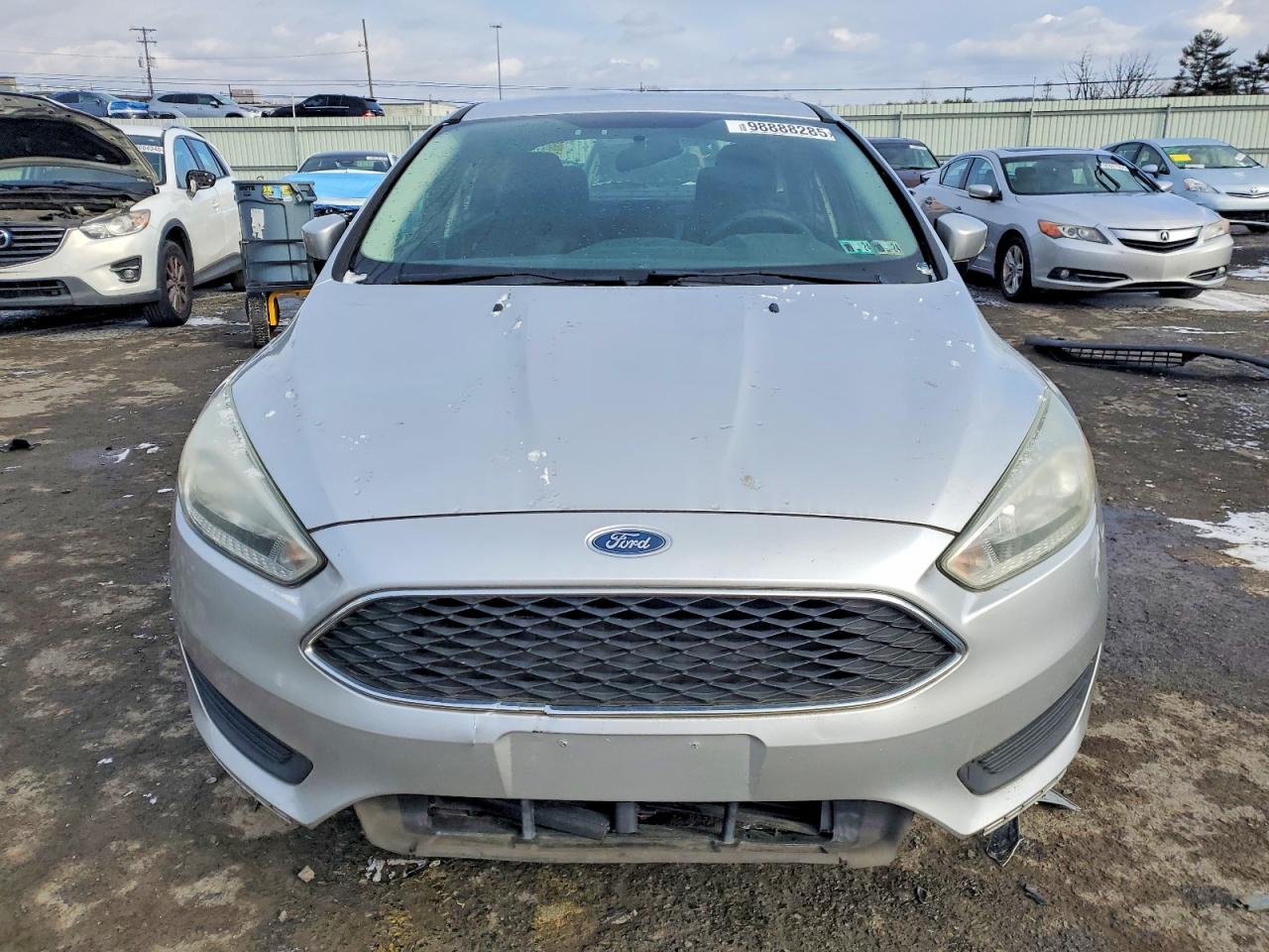 2017 FORD FOCUS SE photo 9