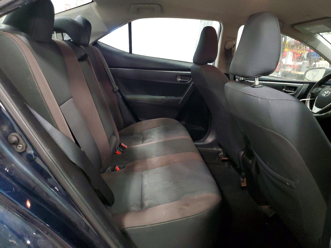 2019 TOYOTA COROLLA L photo 10