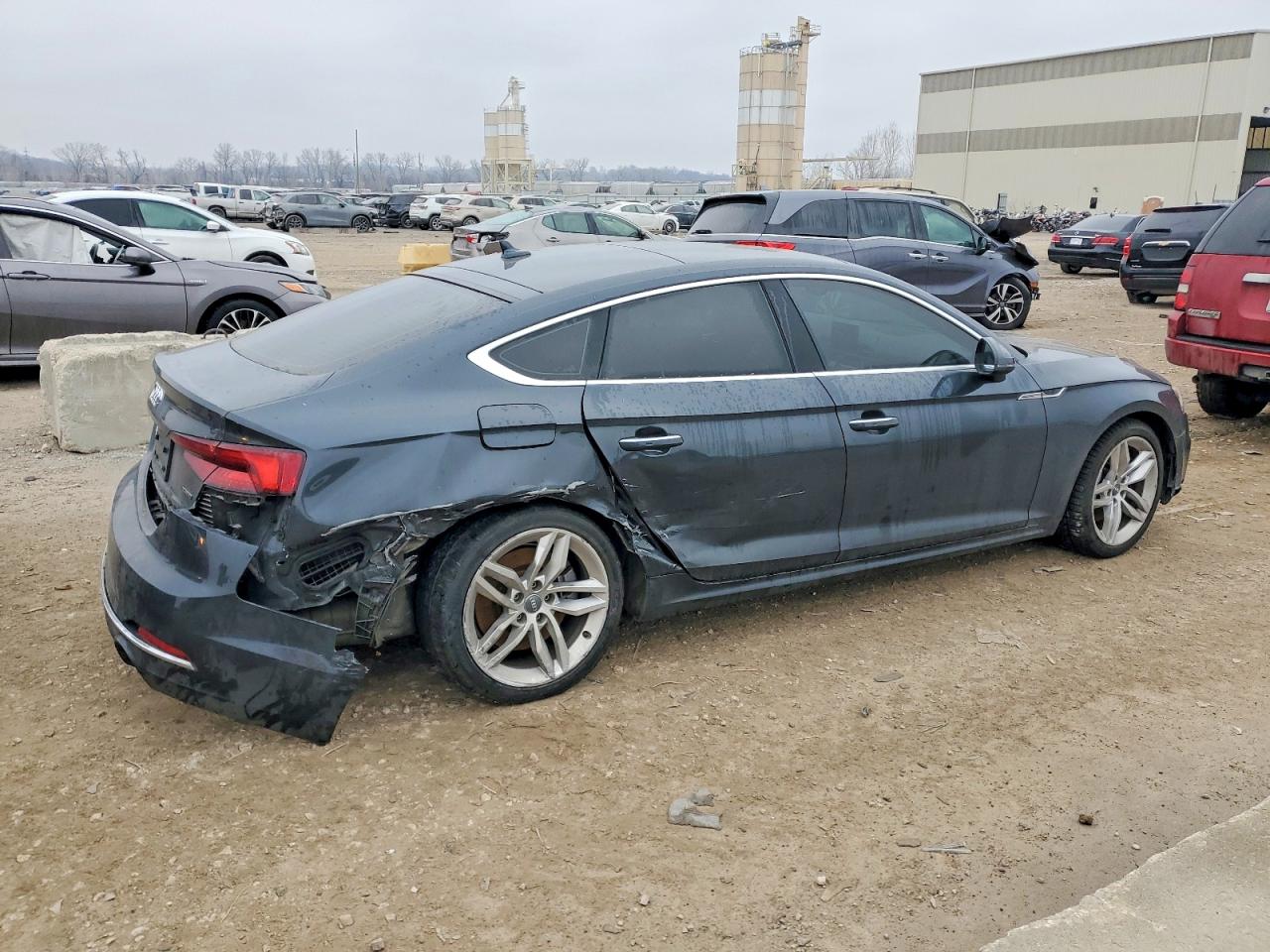 2019 AUDI A5 PREMIUM photo 3