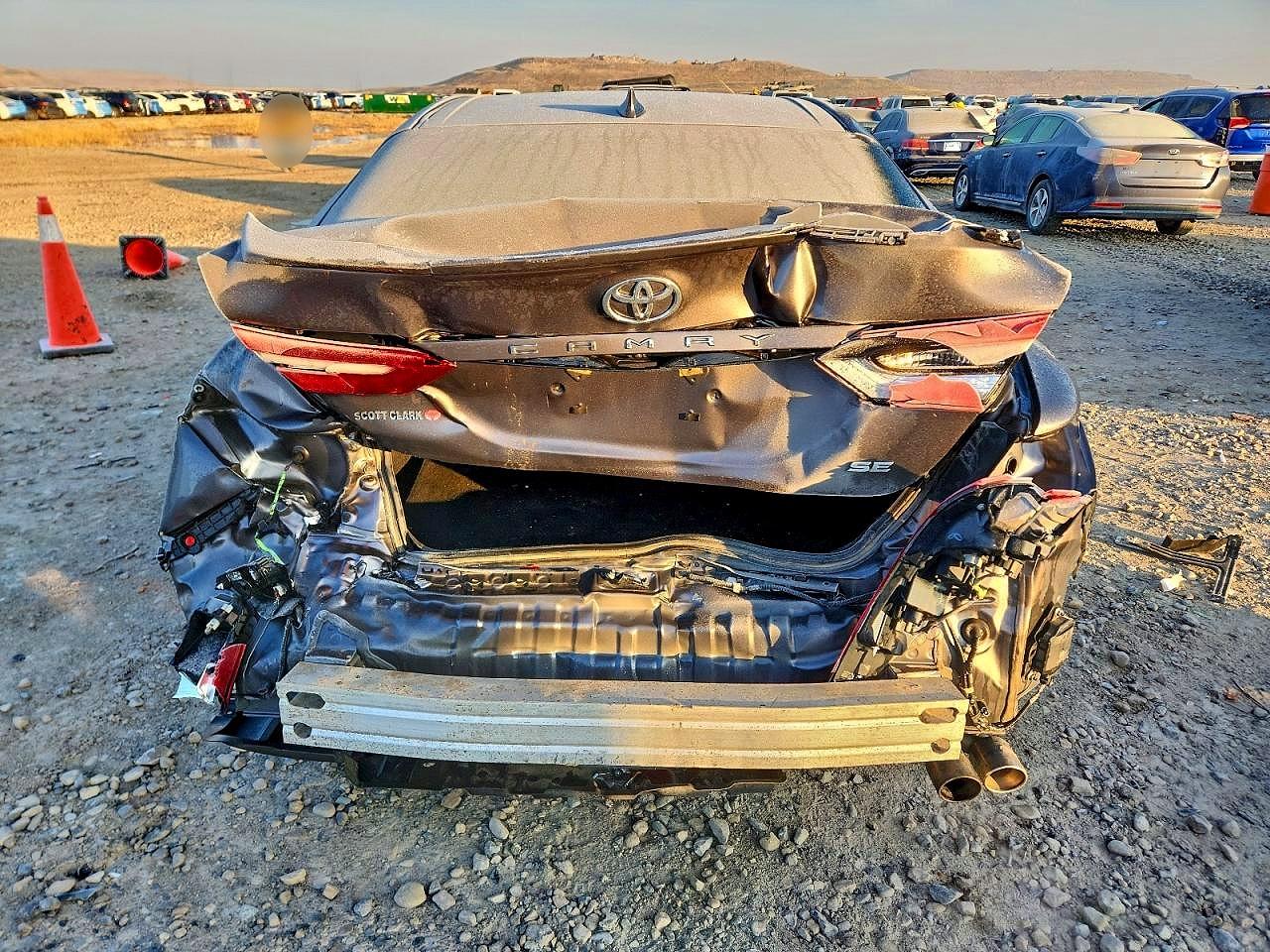 2024 TOYOTA CAMRY SE photo 6