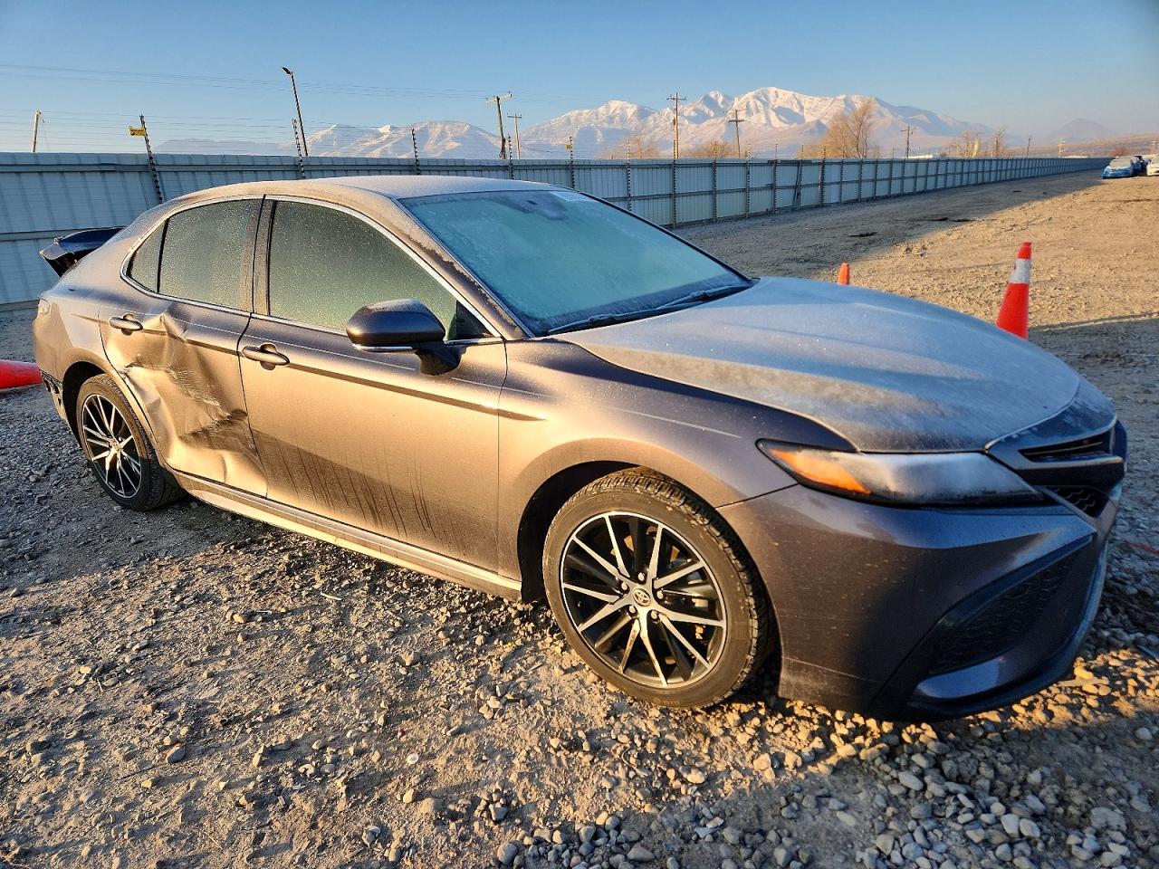 2024 TOYOTA CAMRY SE photo 4