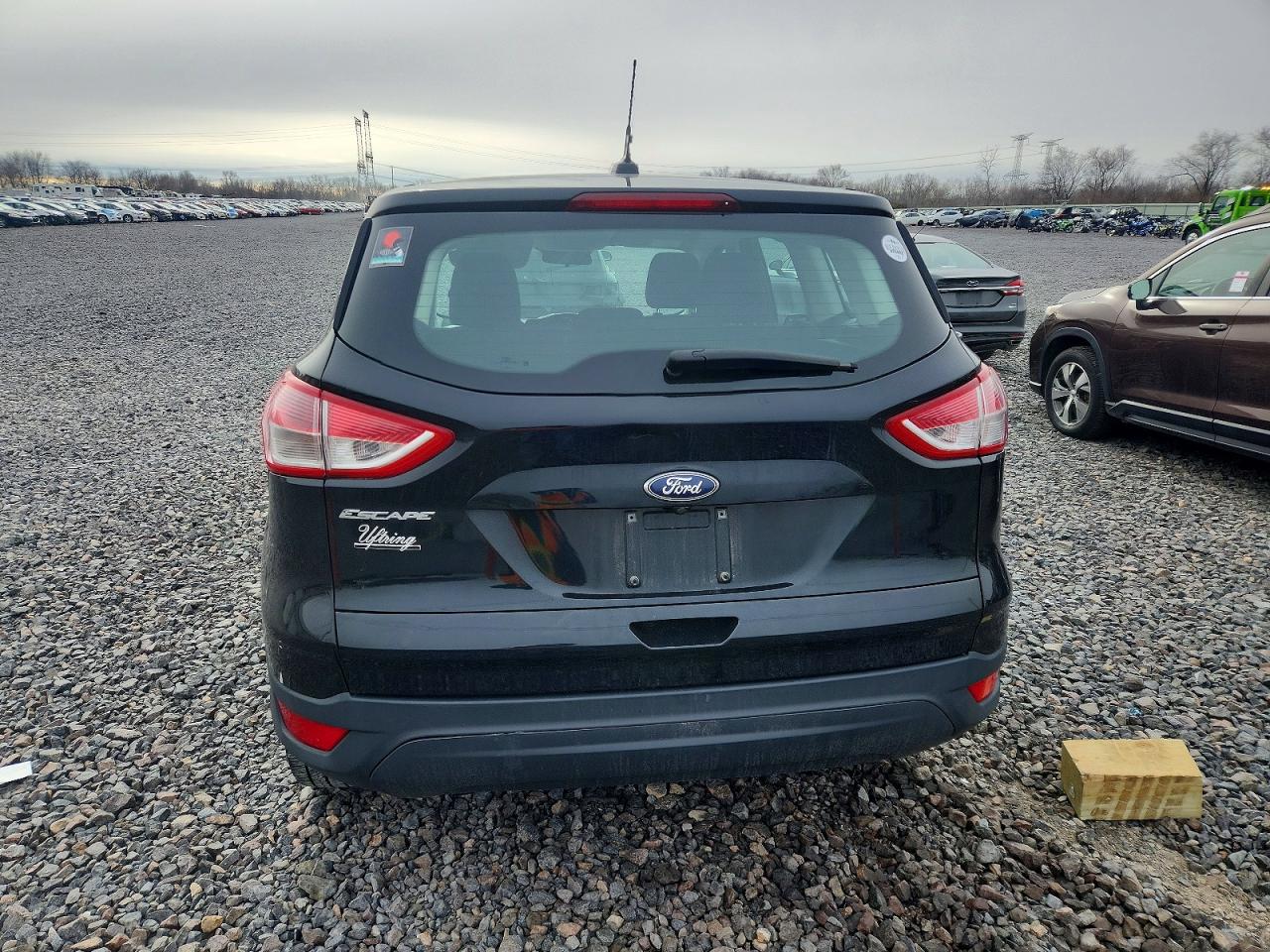 2016 FORD ESCAPE S photo 6