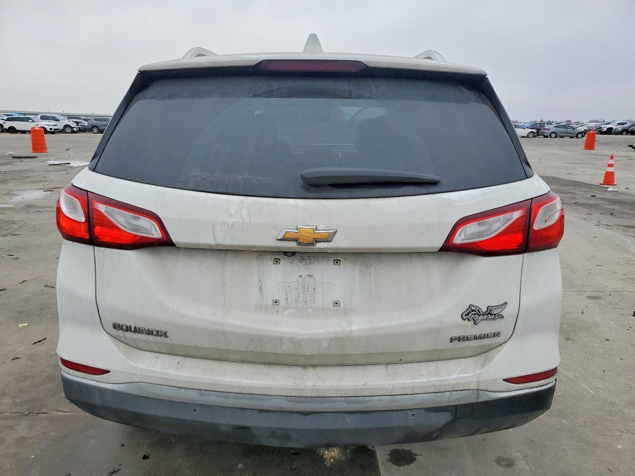 2020 CHEVROLET EQUINOX PREMIER photo 6