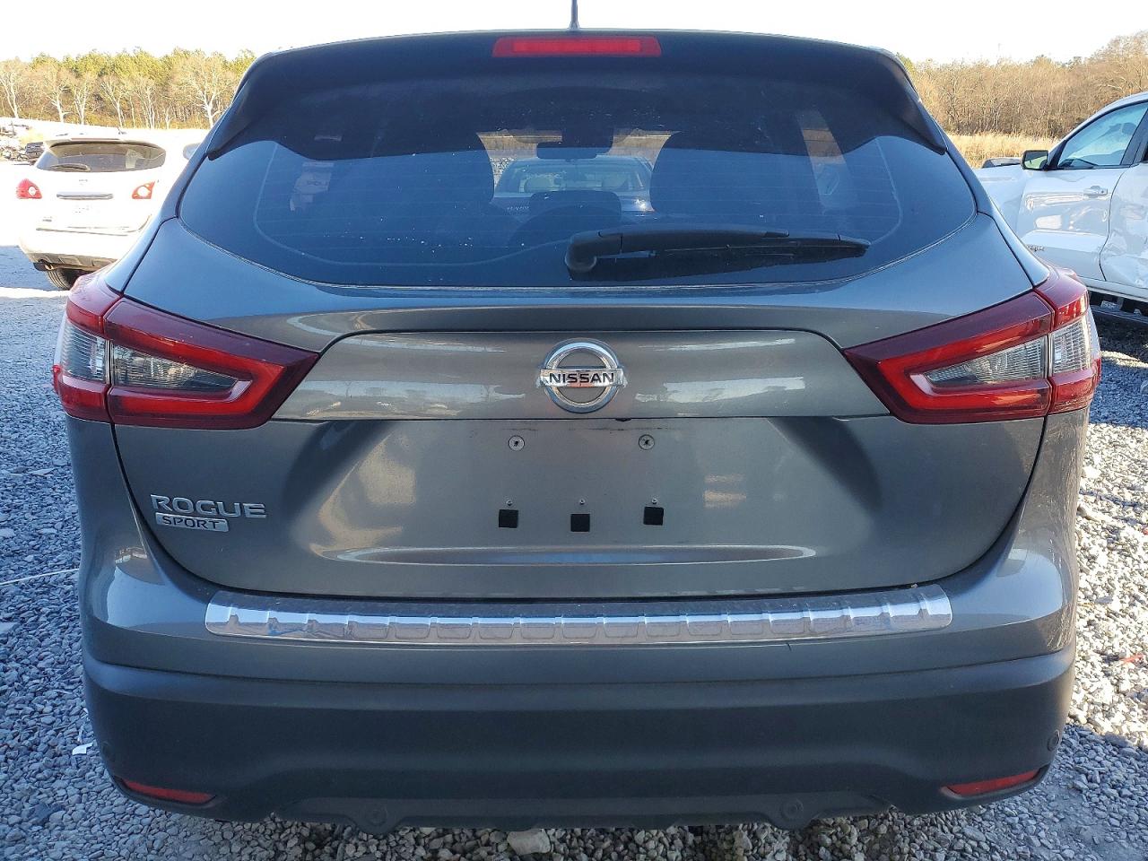 2020 NISSAN ROGUE SPORT S photo 6