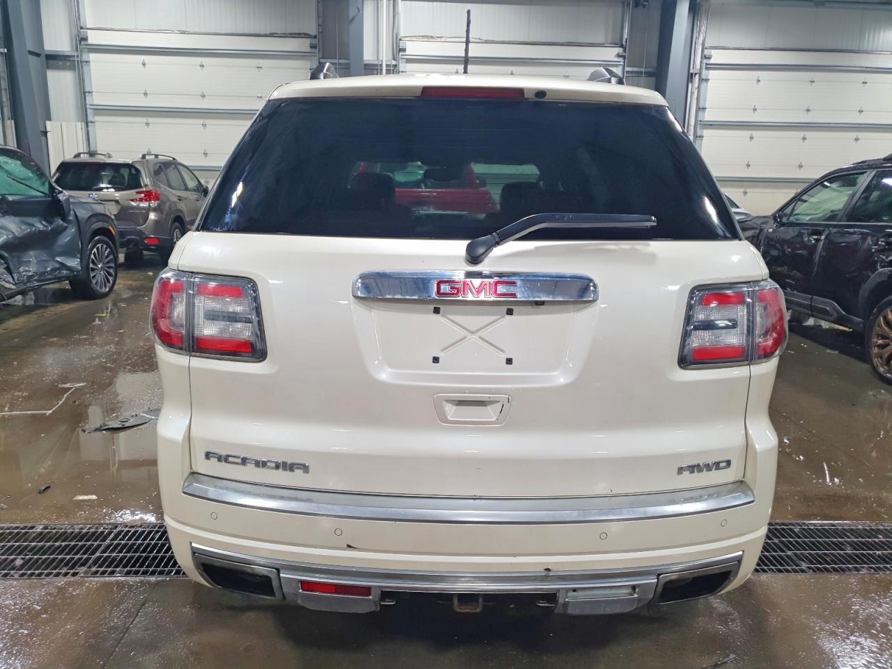 2014 GMC ACADIA DENALI photo 6