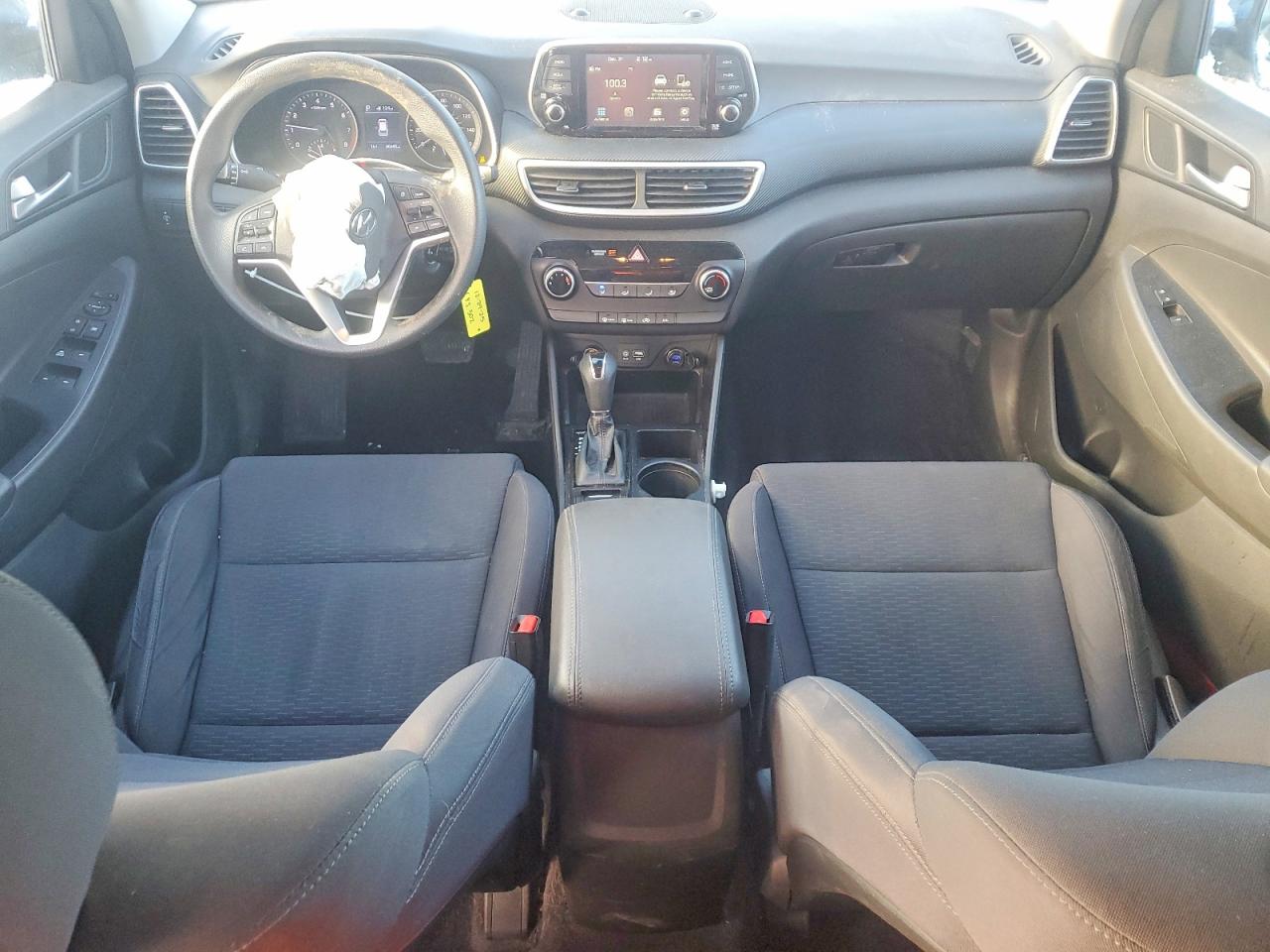 2019 HYUNDAI TUCSON SE photo 8