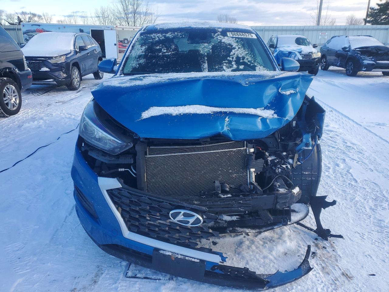 2019 HYUNDAI TUCSON SE photo 5