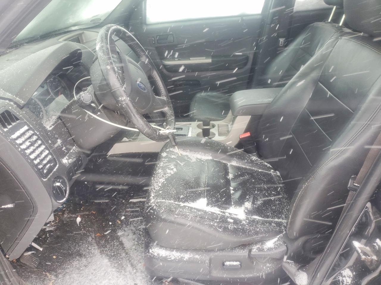 2012 FORD ESCAPE XLT photo 7