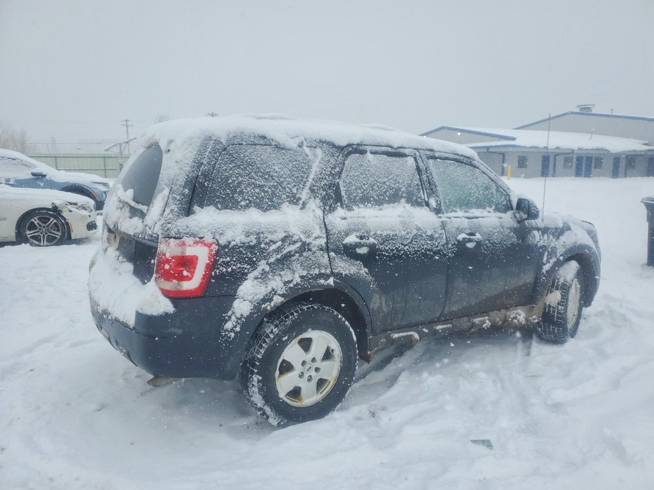 2012 FORD ESCAPE XLT photo 3