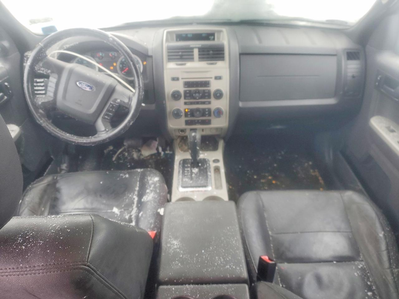 2012 FORD ESCAPE XLT photo 8